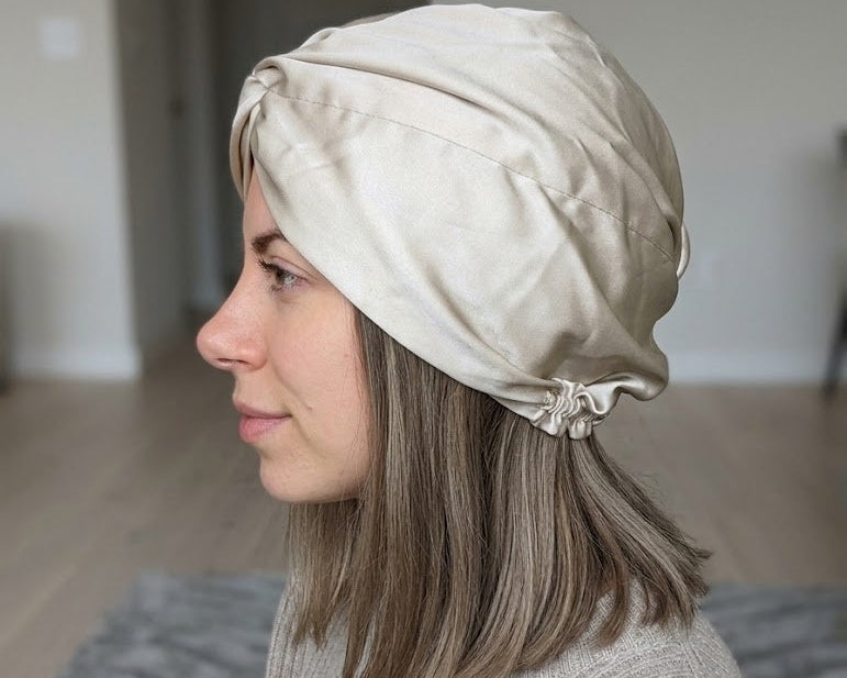 The Glow: Ultra Soft Mulberry Silk Bonnet, 25 Momme, 6A